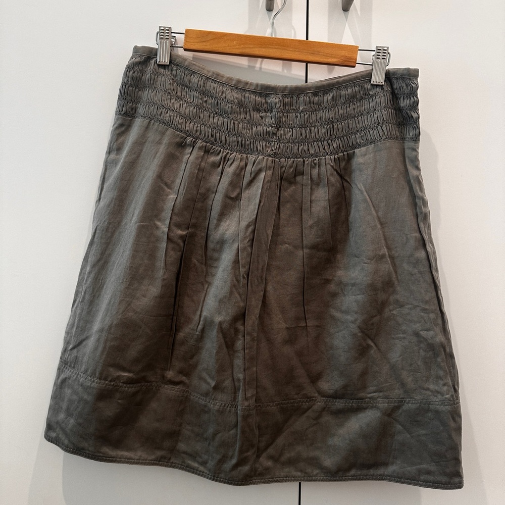 Burberry London Skirt - Made in Italy, Size 4